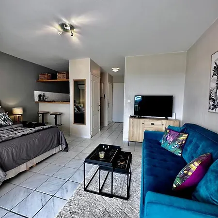 - Domaine Du Golf Apartment *